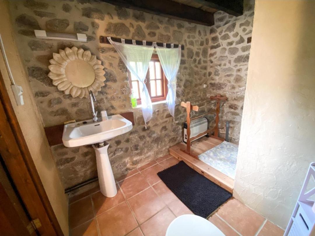 Gite Le Onze Beauval Saint-Dizier-Leyrenne Exterior photo