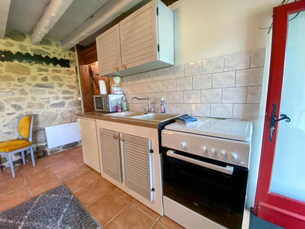 Gite Le Onze Beauval Saint-Dizier-Leyrenne Exterior photo