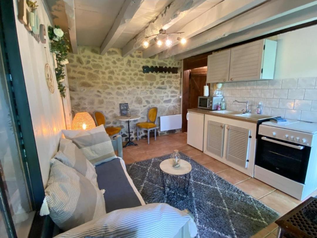 Gite Le Onze Beauval Saint-Dizier-Leyrenne Exterior photo